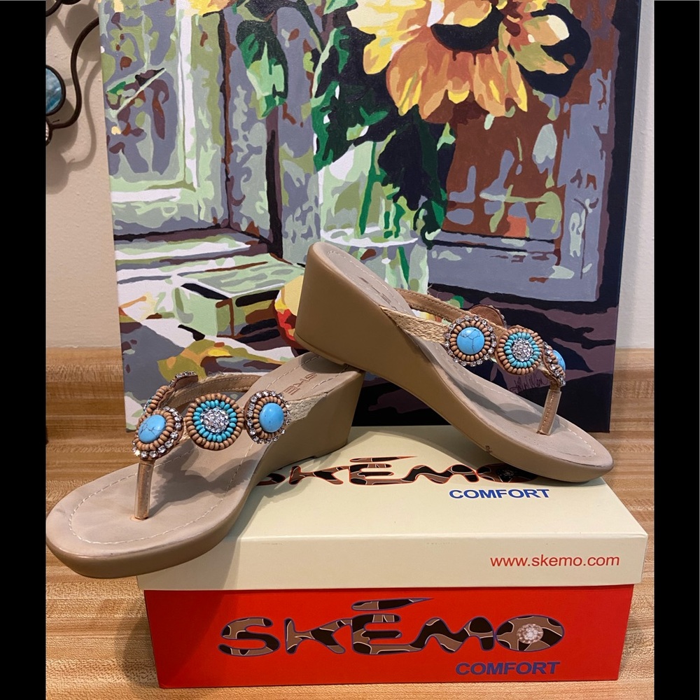 🎉HP🎉Gorgeous Embellished Wedge Sandals by Skemo